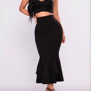 Fashion Nova mermaid hem midi skirt